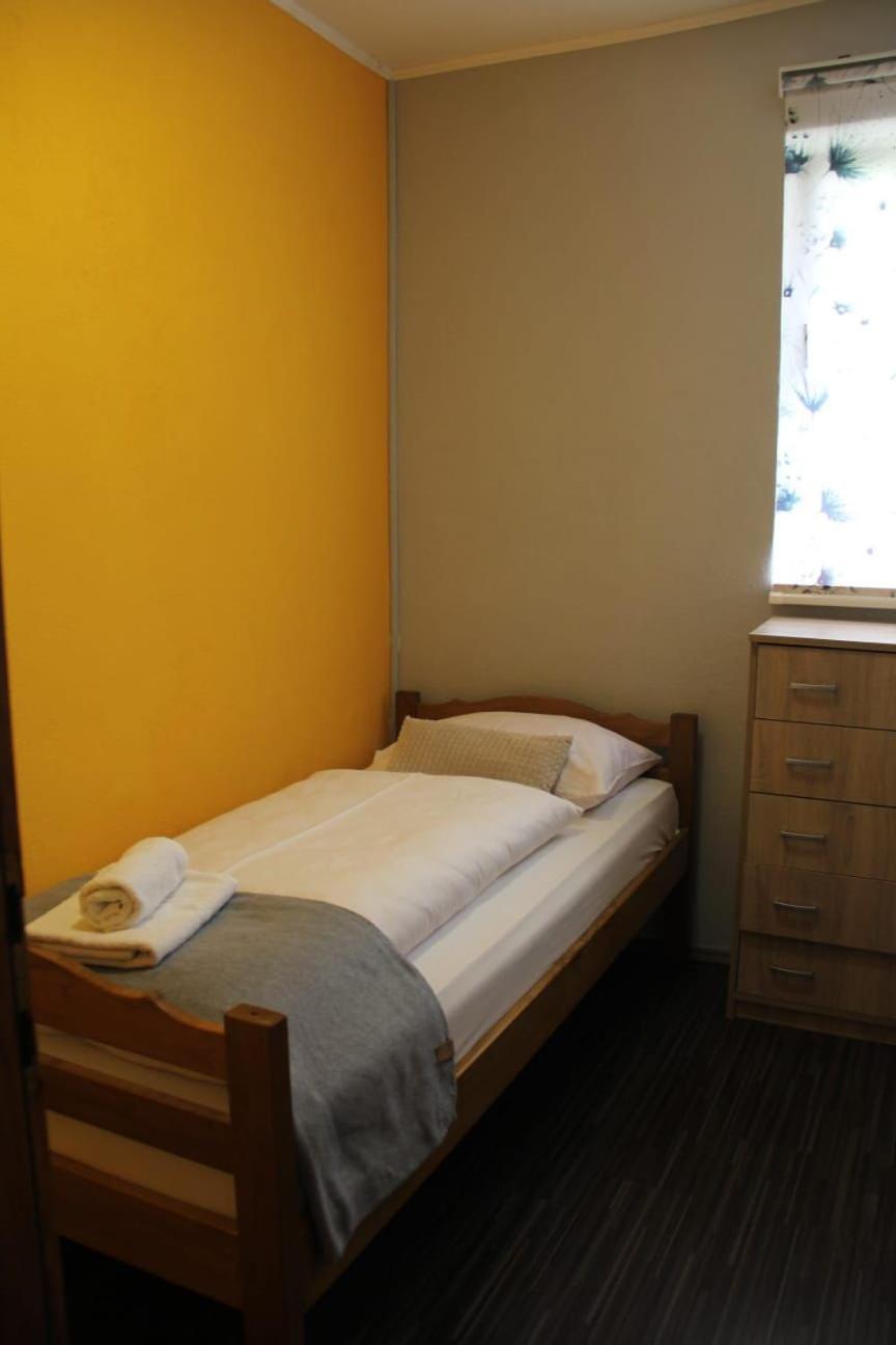 Apartman Lilium Knin Luaran gambar