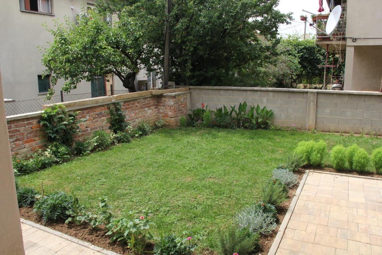 Apartman Lilium Knin Luaran gambar